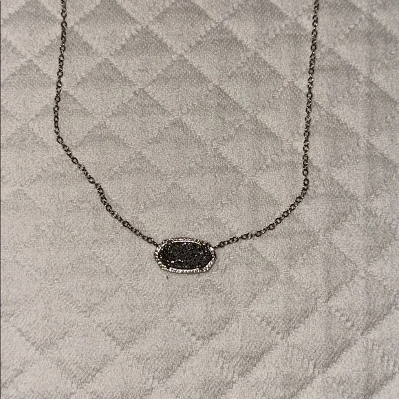 Kendra Scott Elisa Necklace - Picture 2 of 3